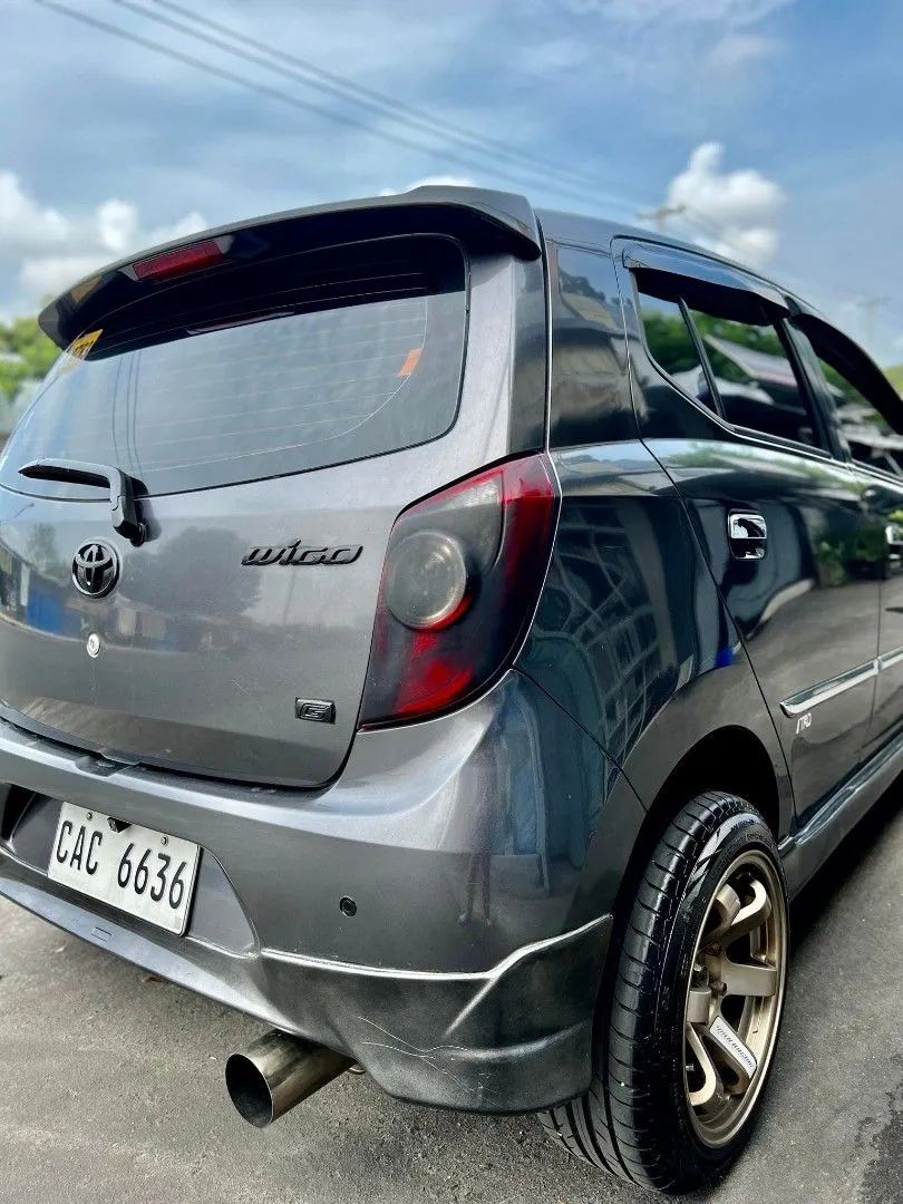 48458 toyota wigo diecast display