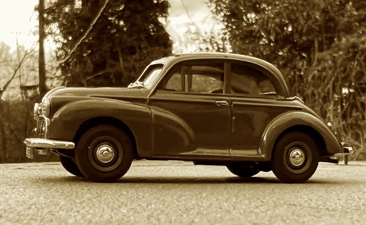 48459 morris minor diecast collection