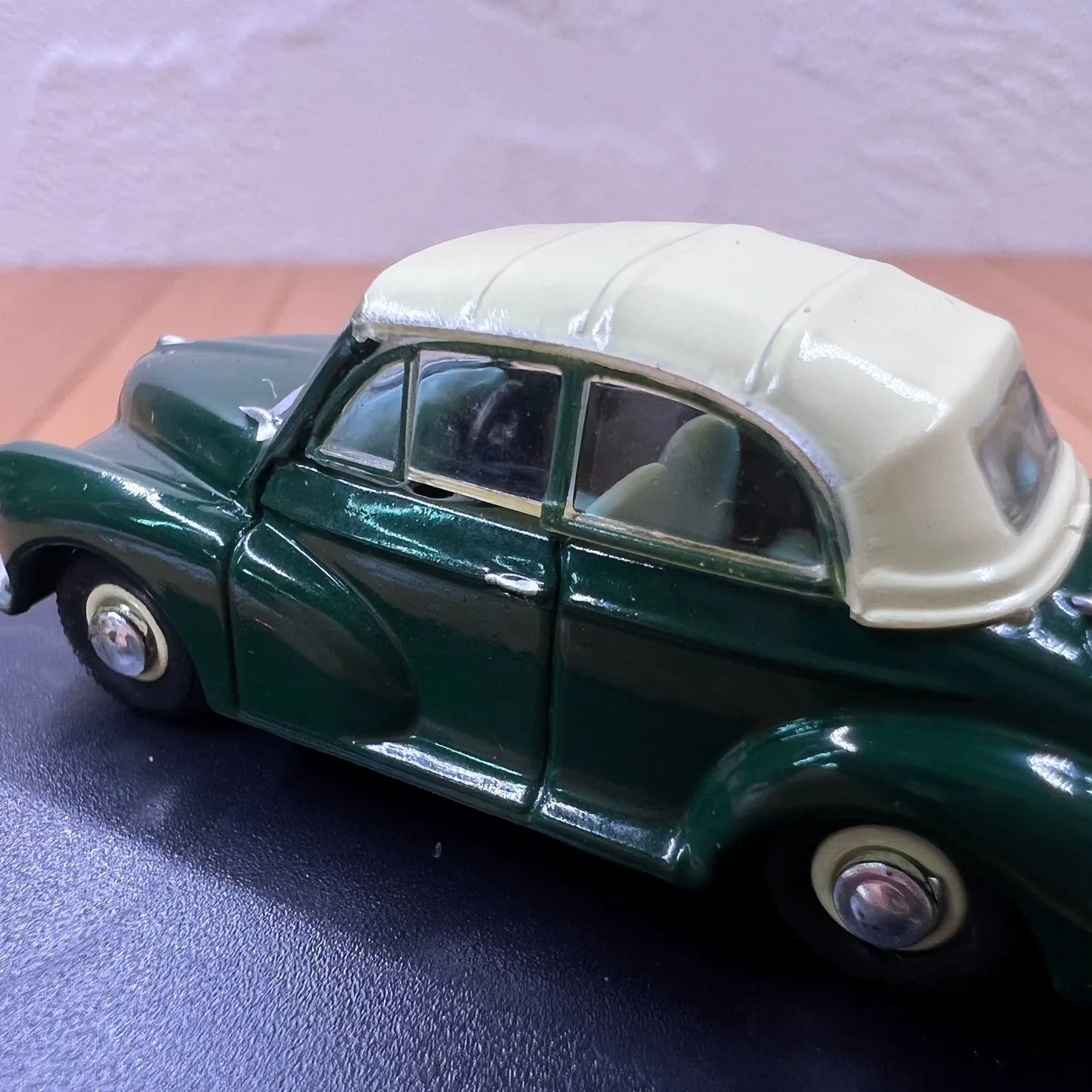 48459 morris minor van diecast