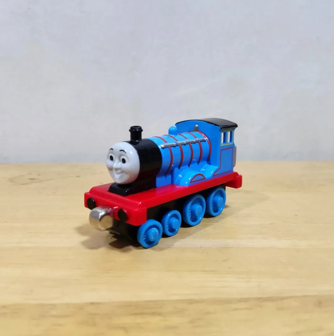 48499 james diecast train