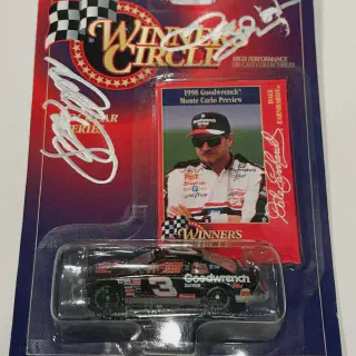 /img/48500-dale-earnhardt-diecast-collection-8.webp