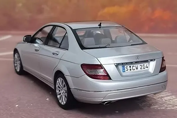 48501 diecast w204 materials