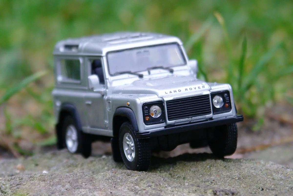 48521 diecast land rover 90 interior design