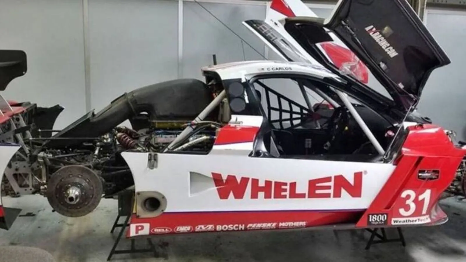 48525 corvette daytona prototype diecast hotwheels