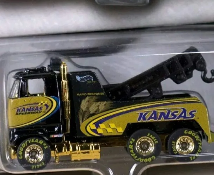 48528 scooby doo monster truck