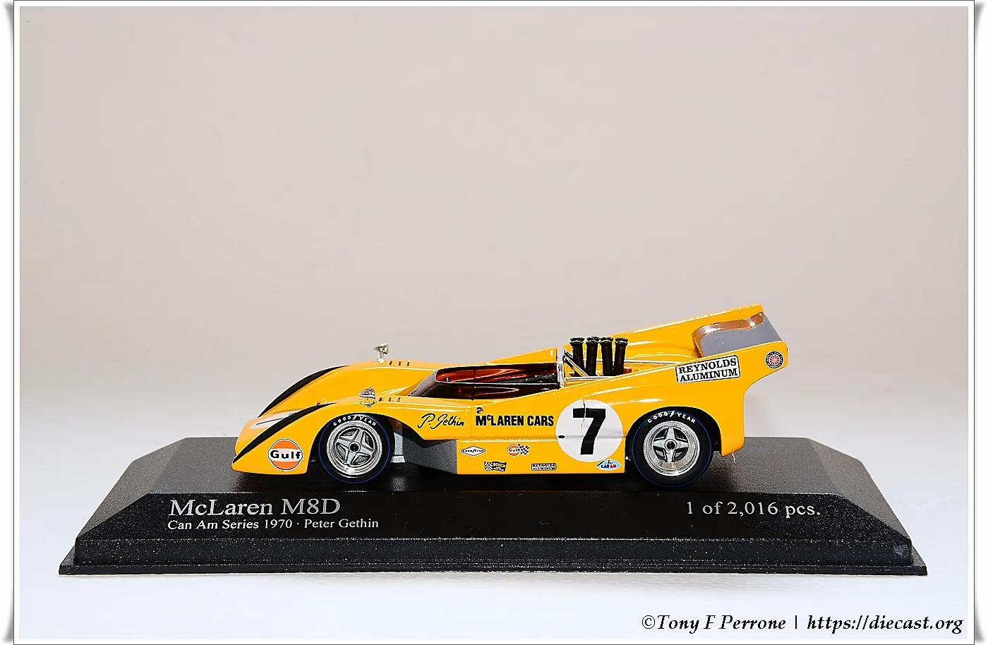 /img/48534-minichamps-diecast-car-market.webp