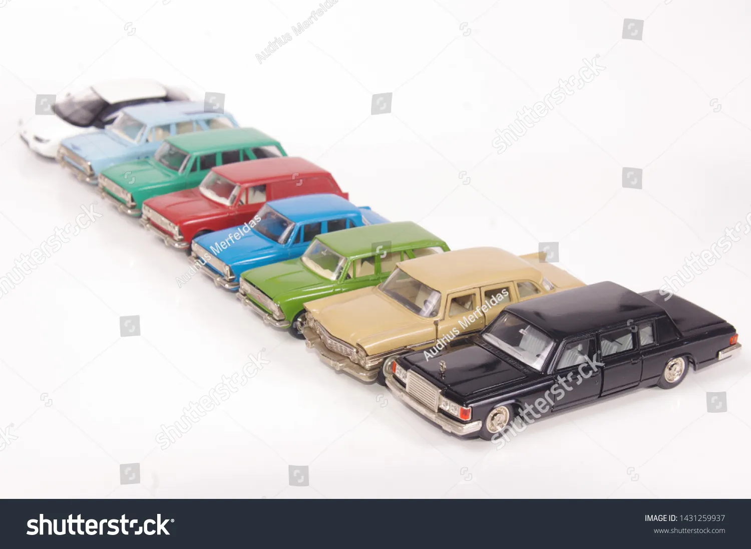 48542 diecast car scale