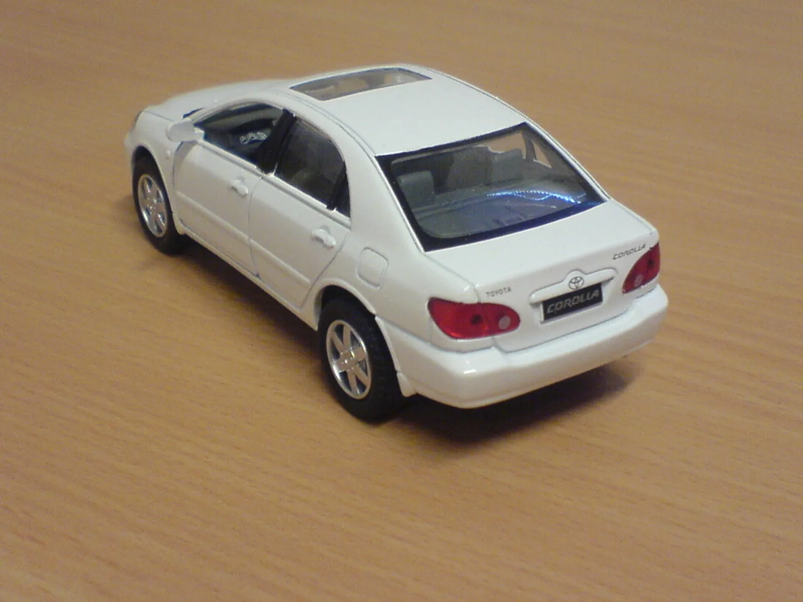 48553 diecast corolla hatchback model 2
