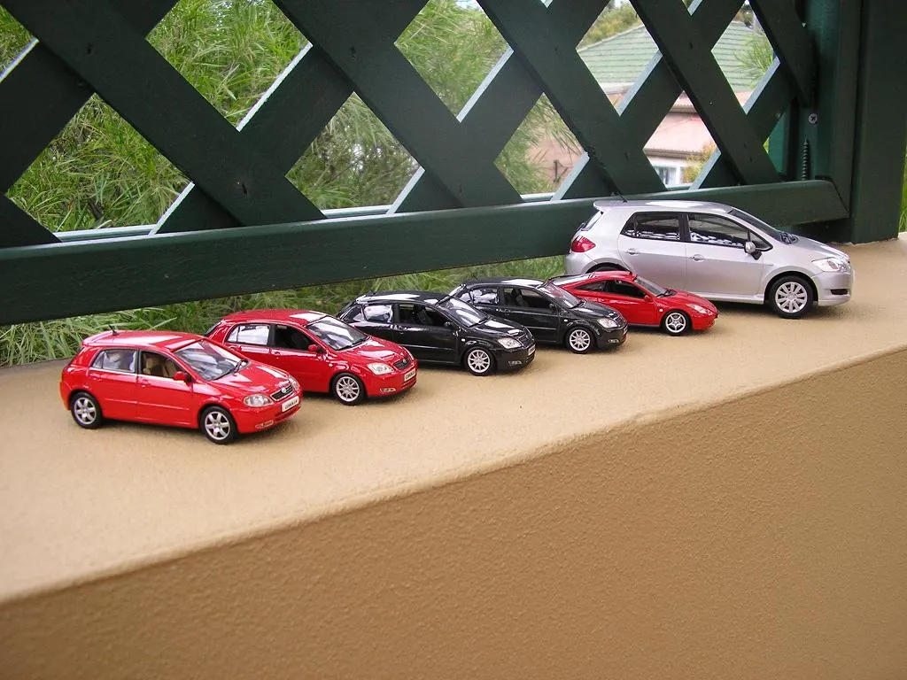 48553 diecast corolla hatchback model 4