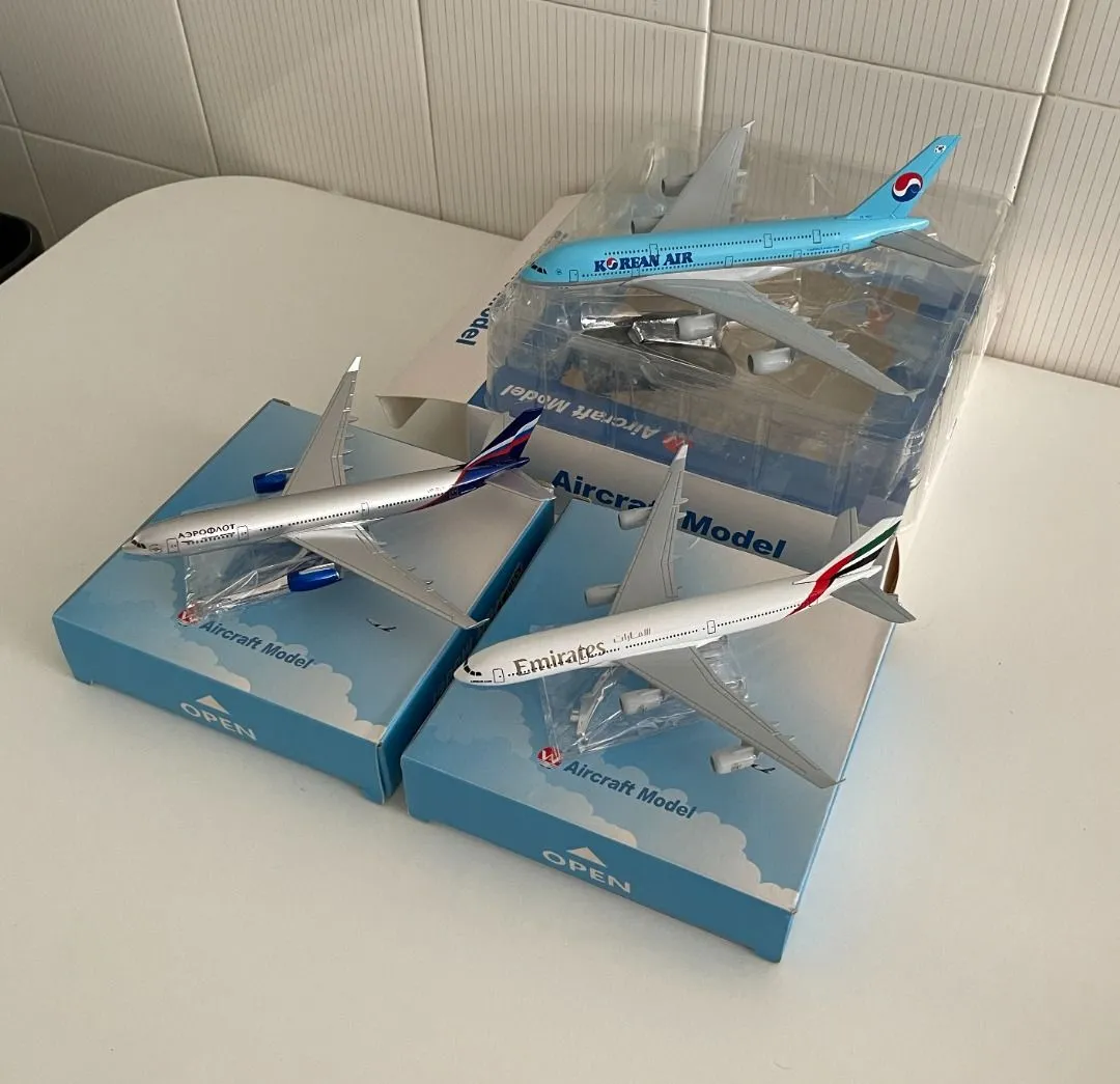 48555 diecast airplane packaging