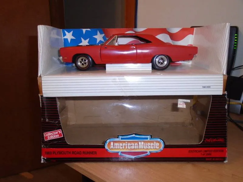 48575 diecast model car parts engine