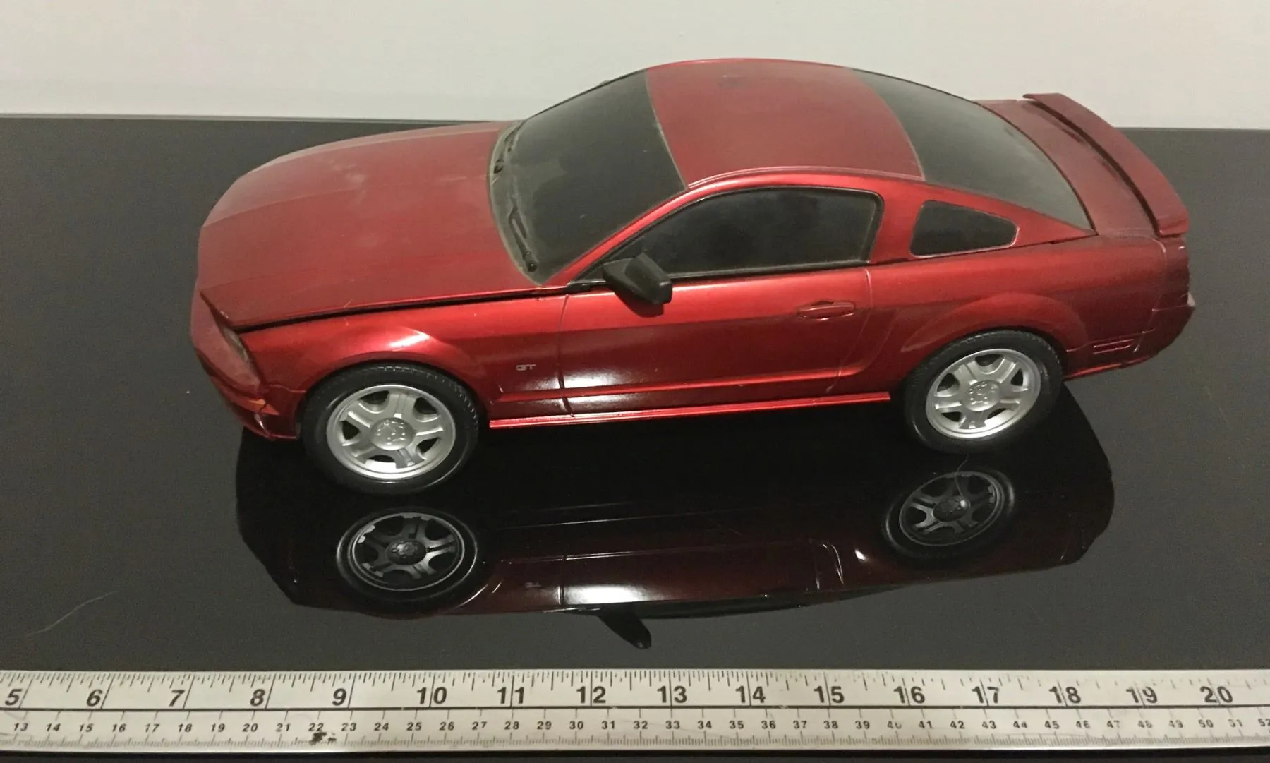 48587 gt diecast detailing 5
