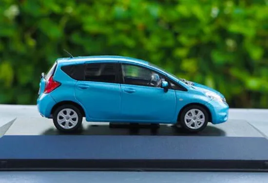48592 nissan note diecast interior