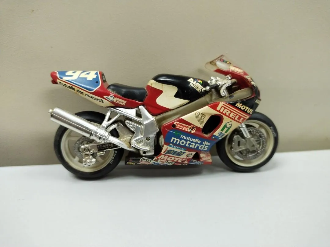 48593 maruti baleno diecast