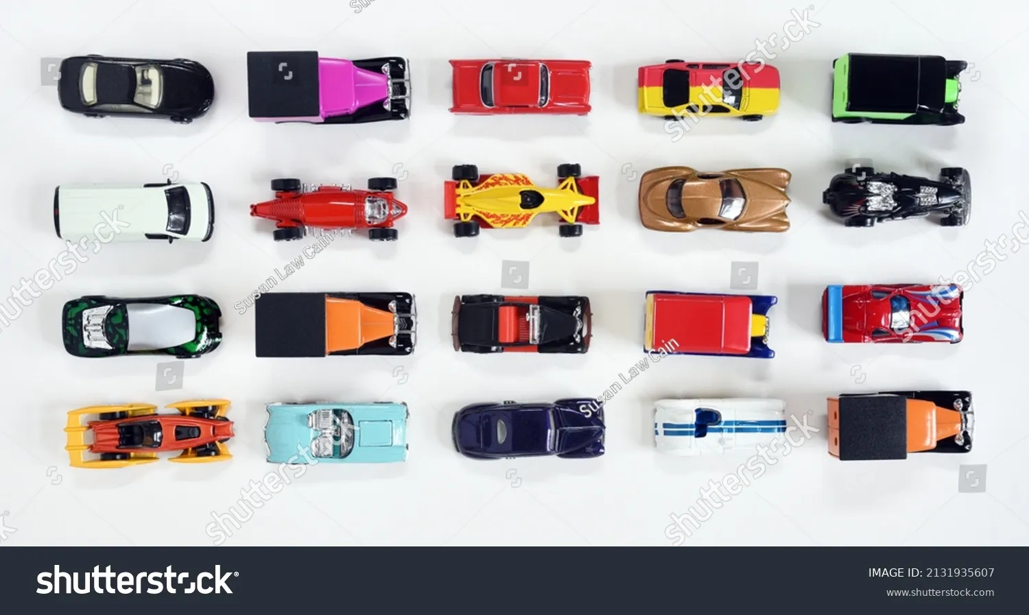 48594 mercedes g wagon diecast