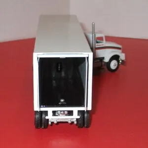 48617 diecast snap on truck condition