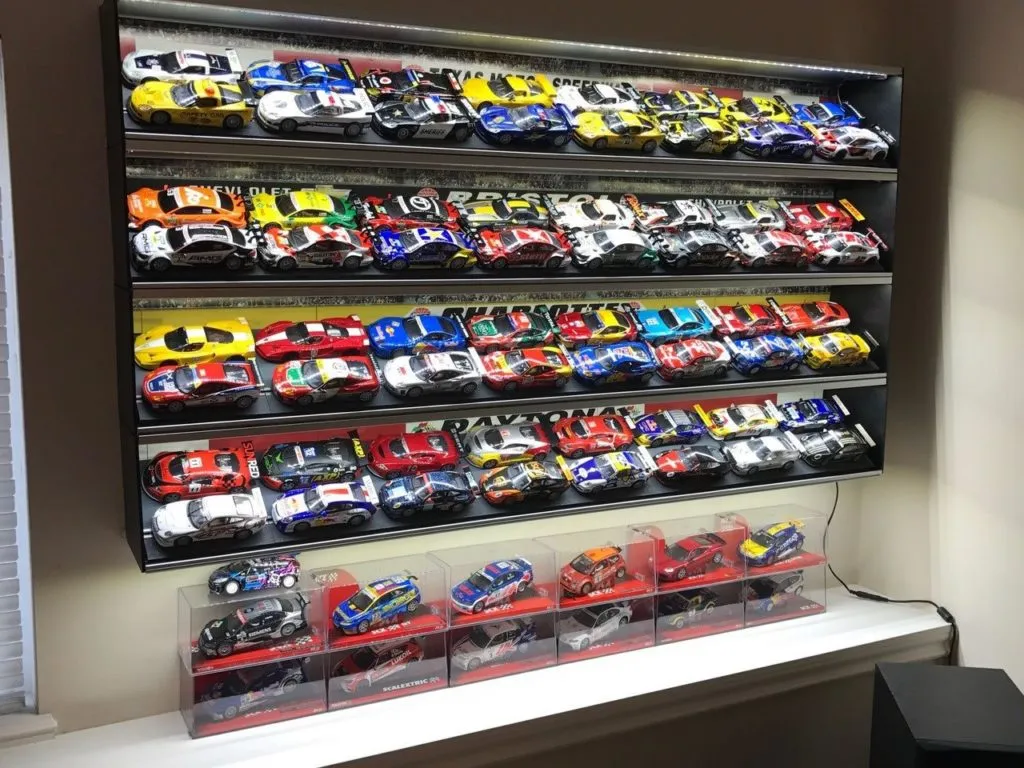 48621 diecast model display