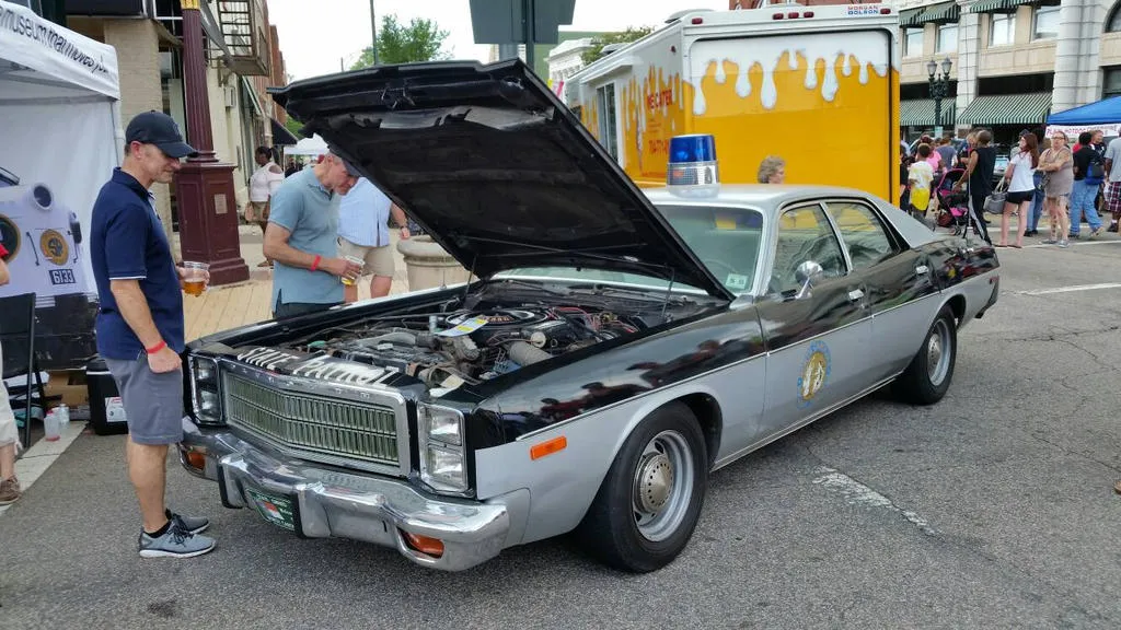 48630 classic cruiser diecast