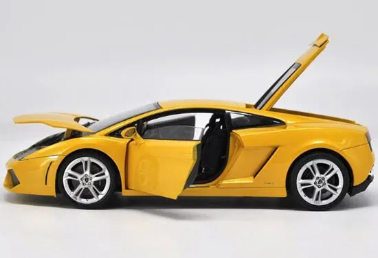 48636 gallardo diecast model design