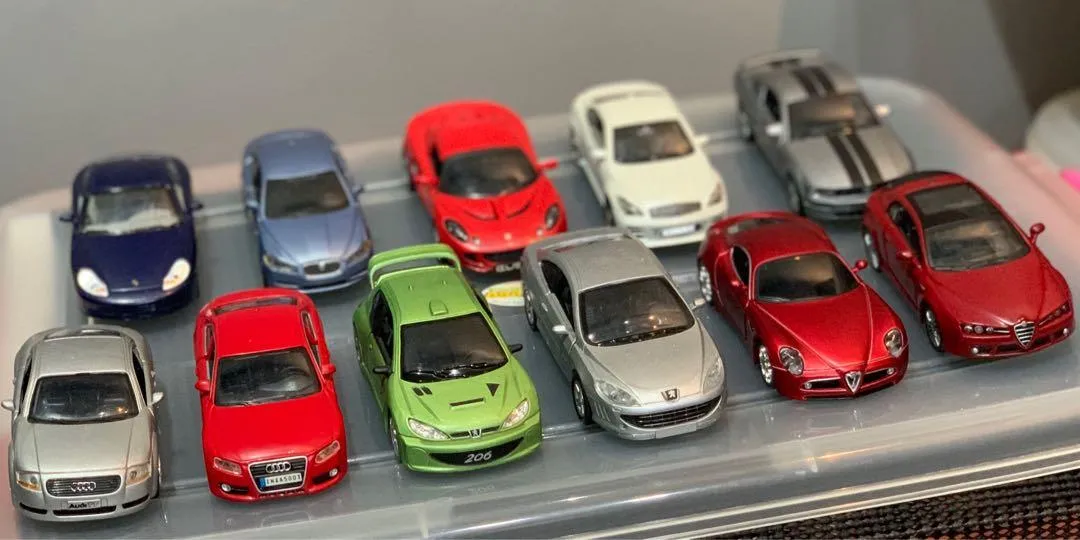 48644 1 43 scale diecast car