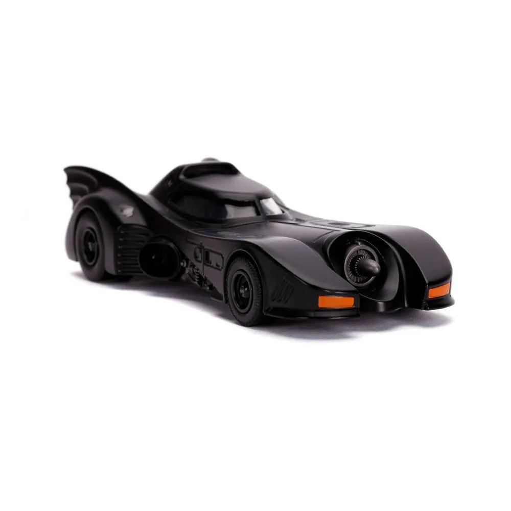 /img/48657-batmobile-1989-diecast-display.webp