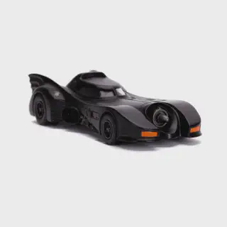 /img/48657-batmobile-1989-diecast-display.webp