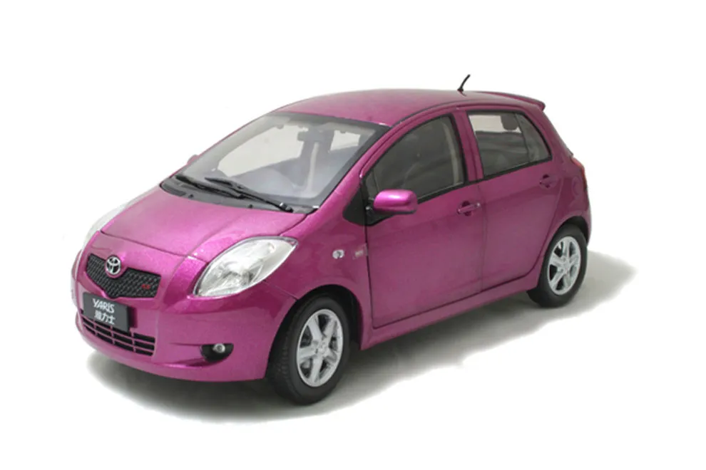 48690 yaris diecast details