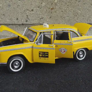 /img/48703-diecast-taxi-investment.webp