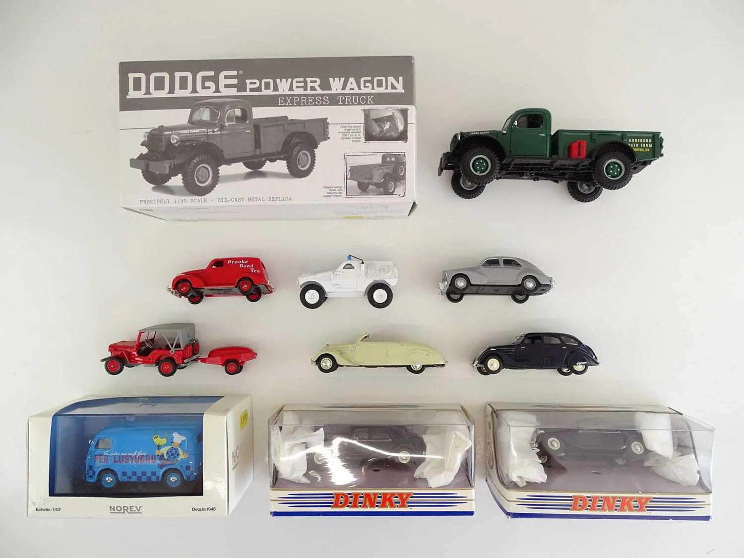 48741 diecast car collection display