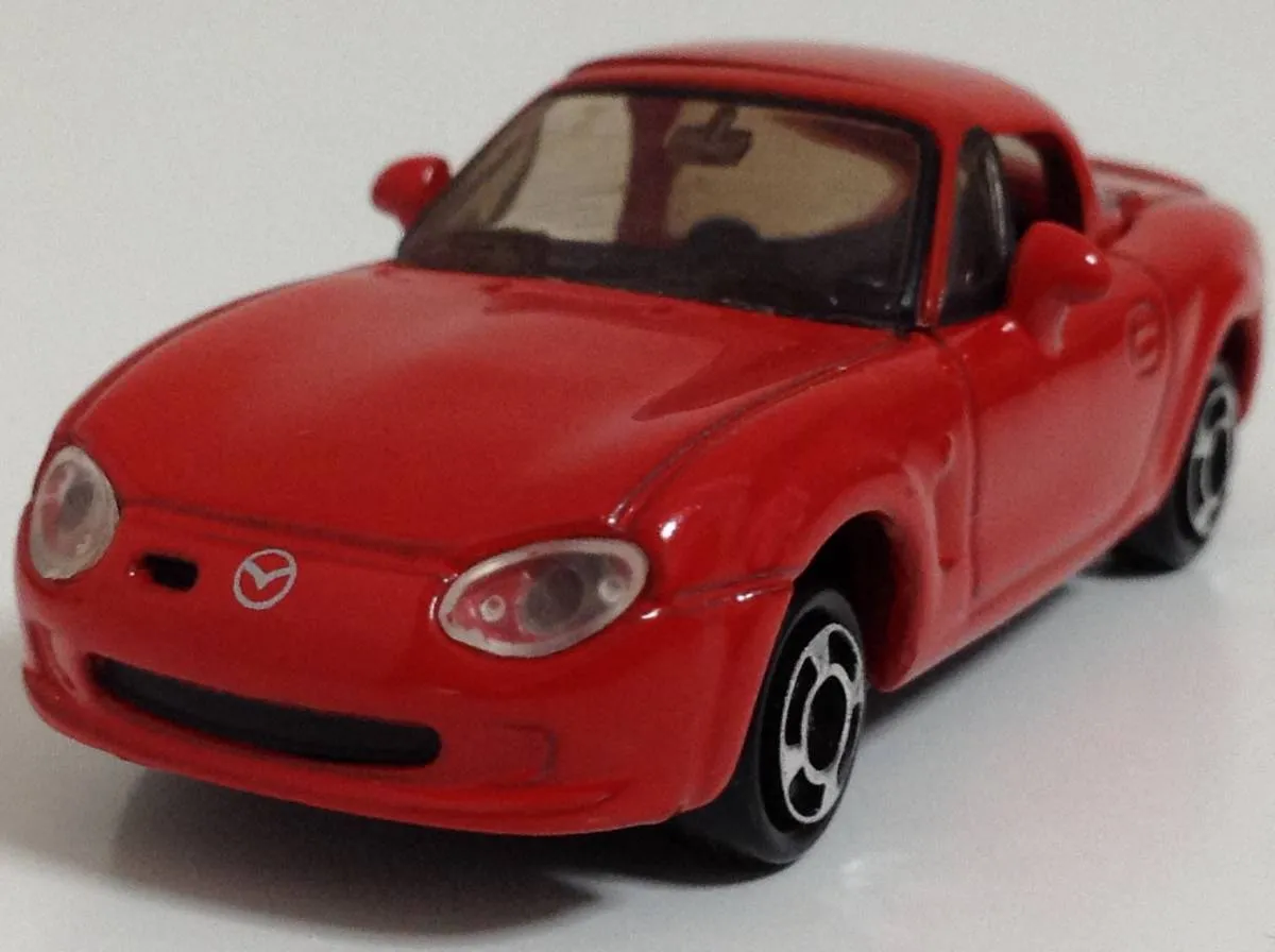 48742 diecast miata interior
