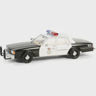 /img/48756-small-diecast-police-car-7.webp