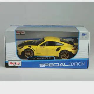 /img/48759-porsche-911-gts-diecast-7.webp