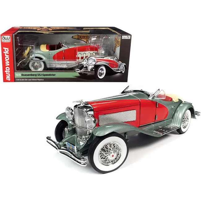 /img/48762-diecast-collection-display.webp