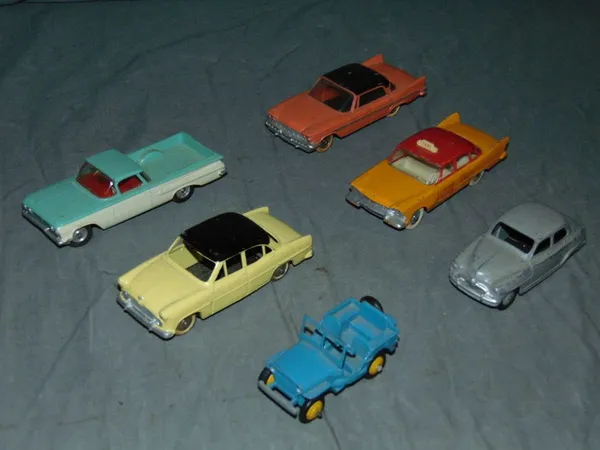 48777 dinky toys factory