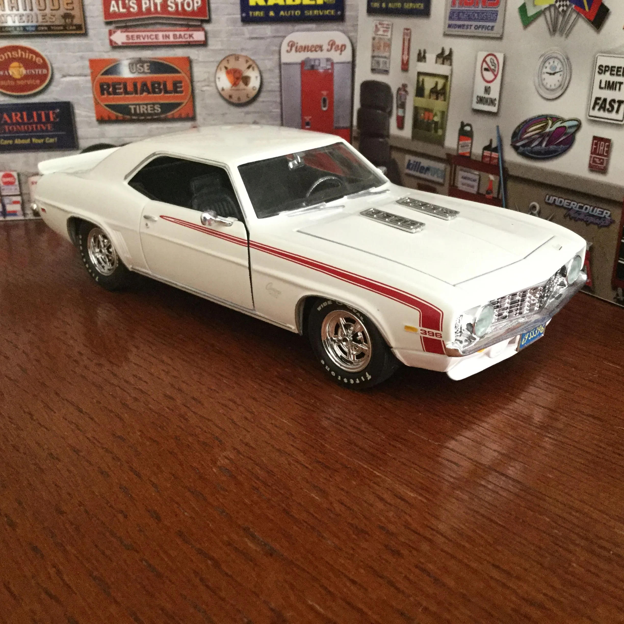 48793 94 camaro diecast model3