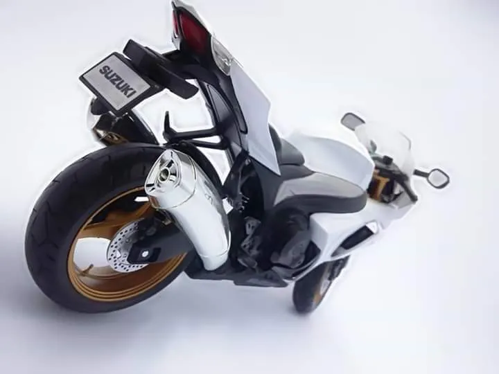 48797 diecast gsxr 750