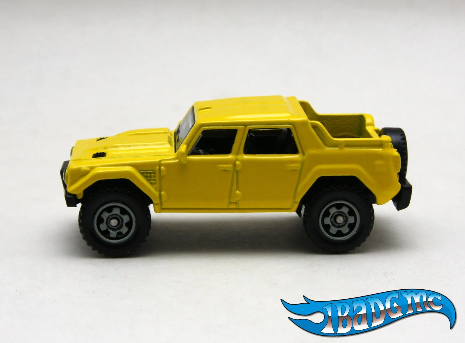 48824 lamborghini lm002 diecast interior