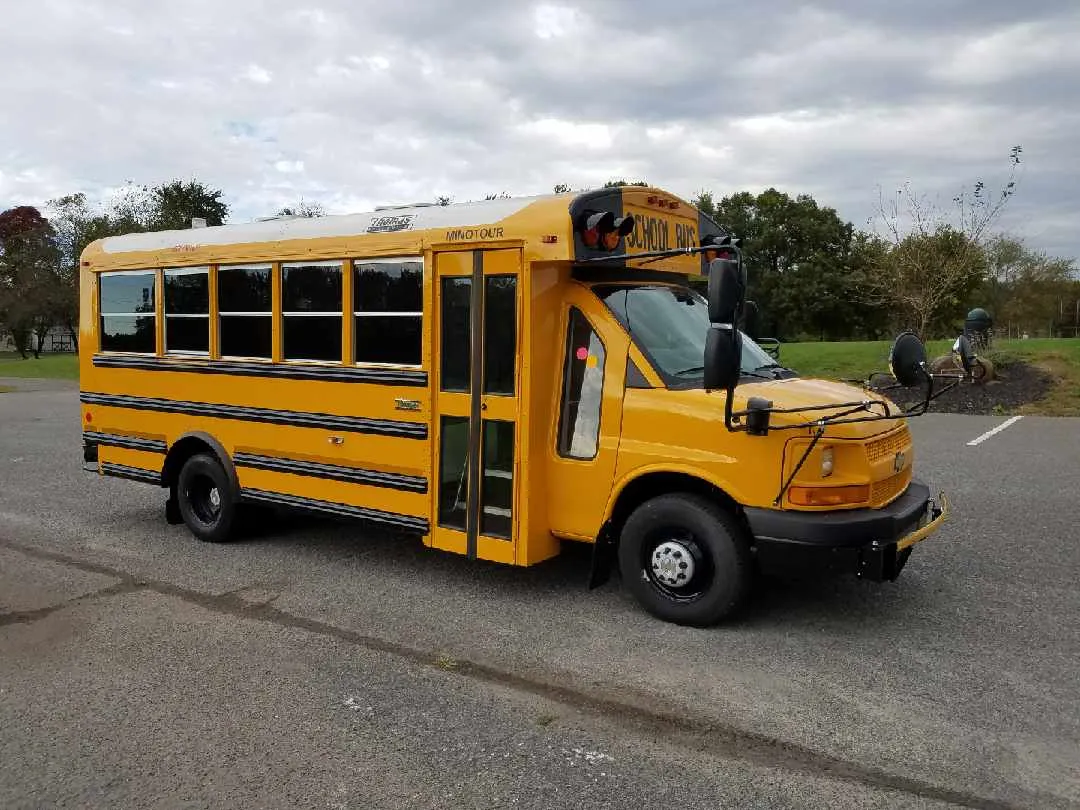 48839 thomas diecast school bus construction