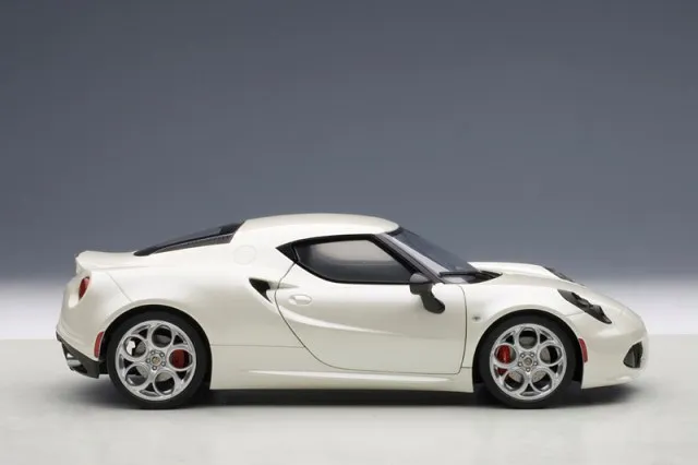 48841 autoart diecast limited edition