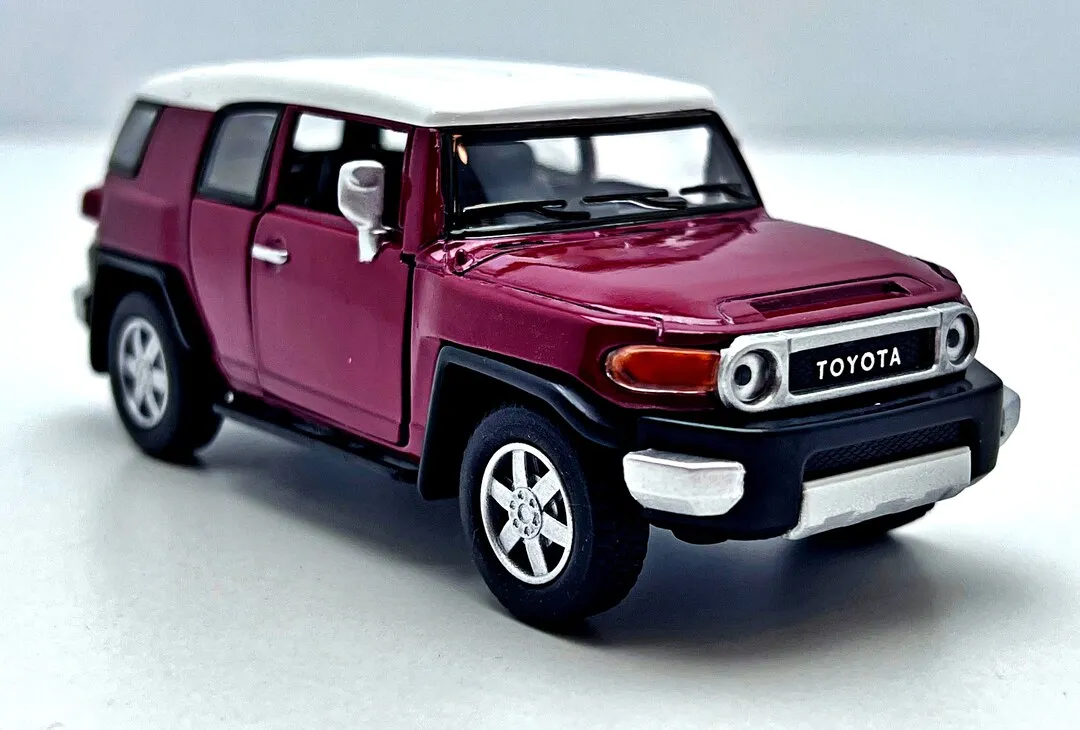 48844 fj cruiser diecast model 2 overview